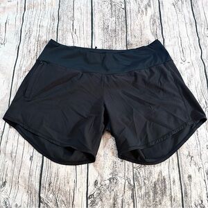 Oiselle Roga Black Lined Running Shorts Size 8 Athletic Athleisure